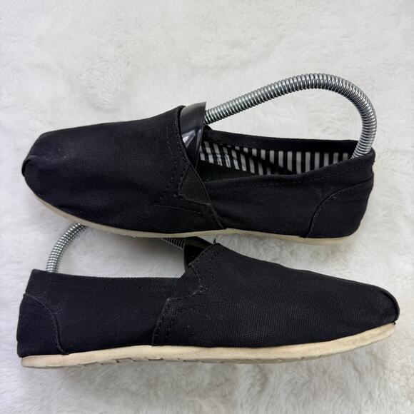 SO Turner Black Slip-On Women’s Flats Size 7.5 - Picture 5 of 10